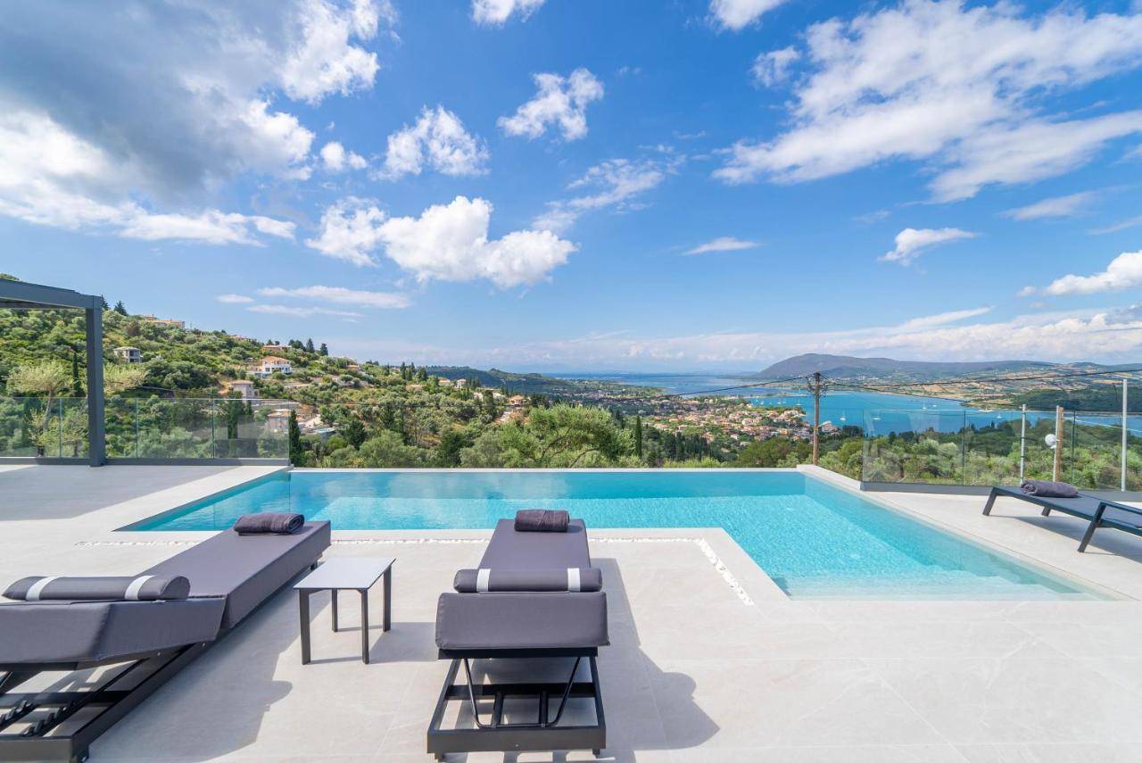 Dama Olga Lygia (Lefkada)